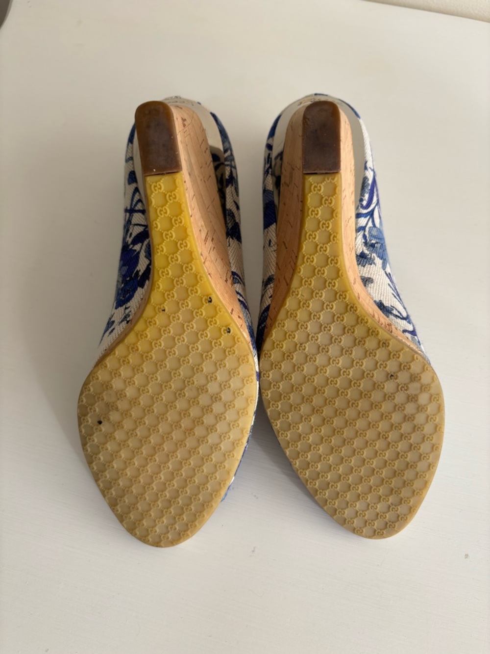 Gucci Tess Floral Wedges - Picture 6 of 12